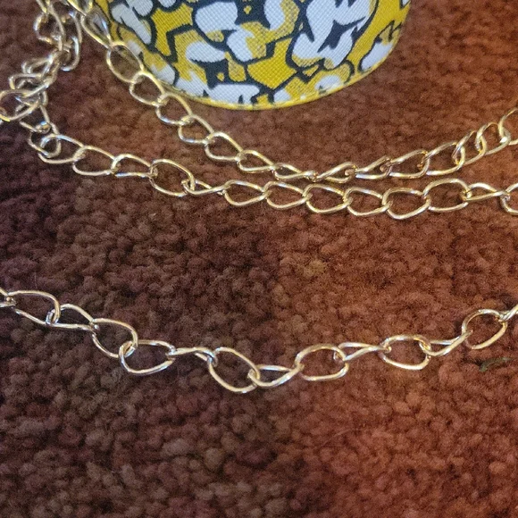 Playful Popcorn Print Yellow Crossbody Bag - Picture 11 of 14